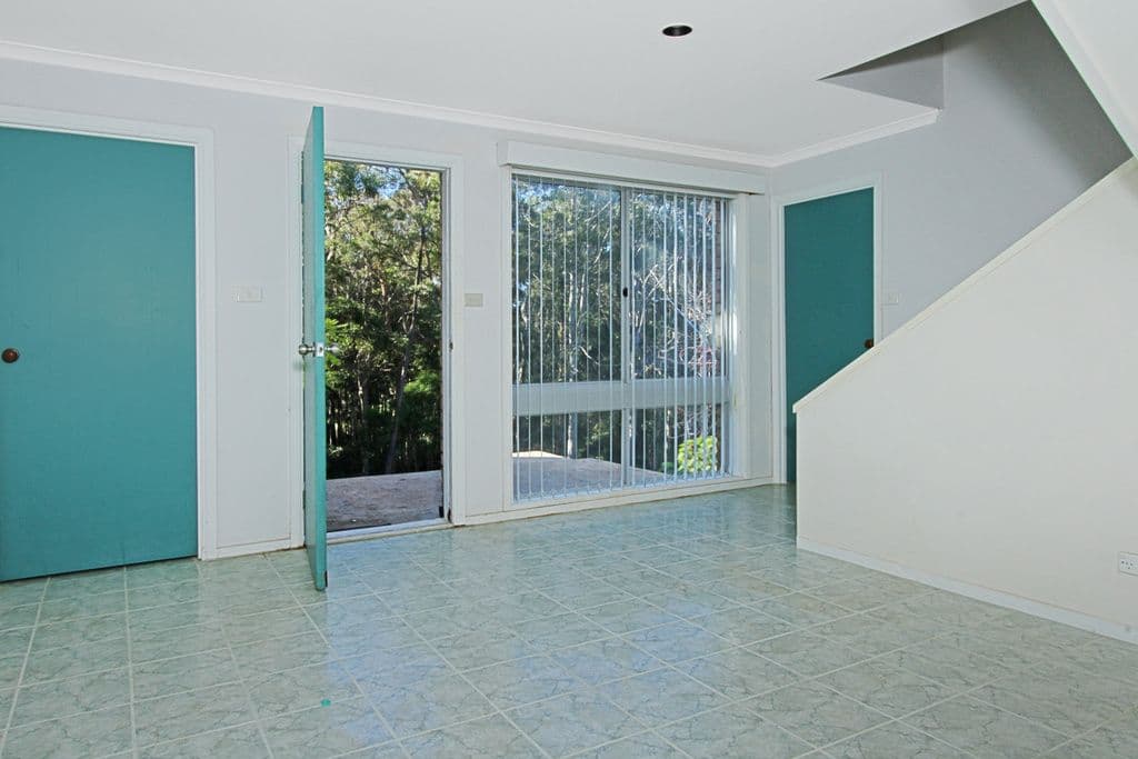 50 Northcove Road, Long Beach - Thumbnail 5