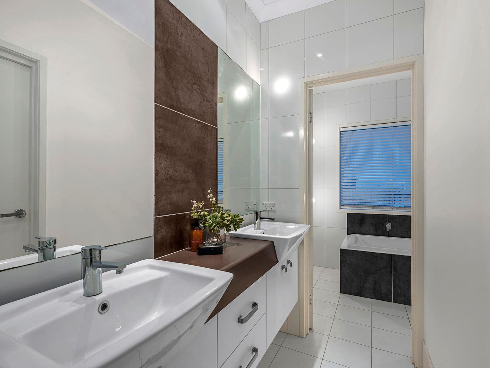 72 Yoku Road, Ashgrove QLD 4060, Ashgrove - Thumbnail 8