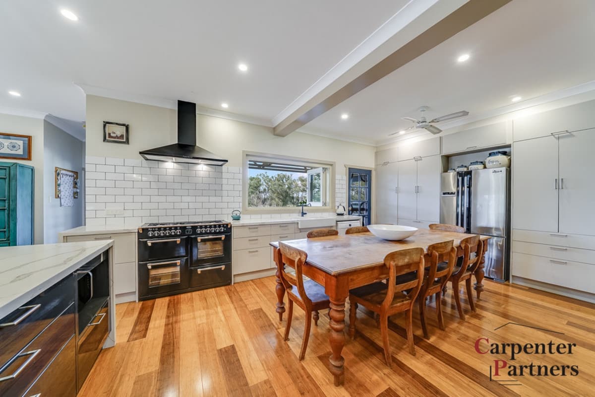 363 Railway Parade, BALMORAL, Balmoral - Thumbnail 4