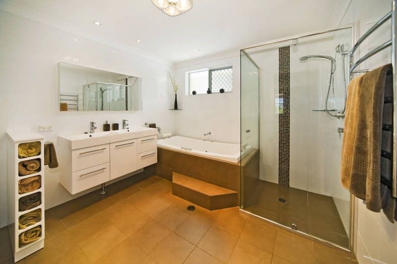 36 Delaigh Avenue, NORTH CURL CURL NSW 2099, North Curl Curl - Thumbnail 5