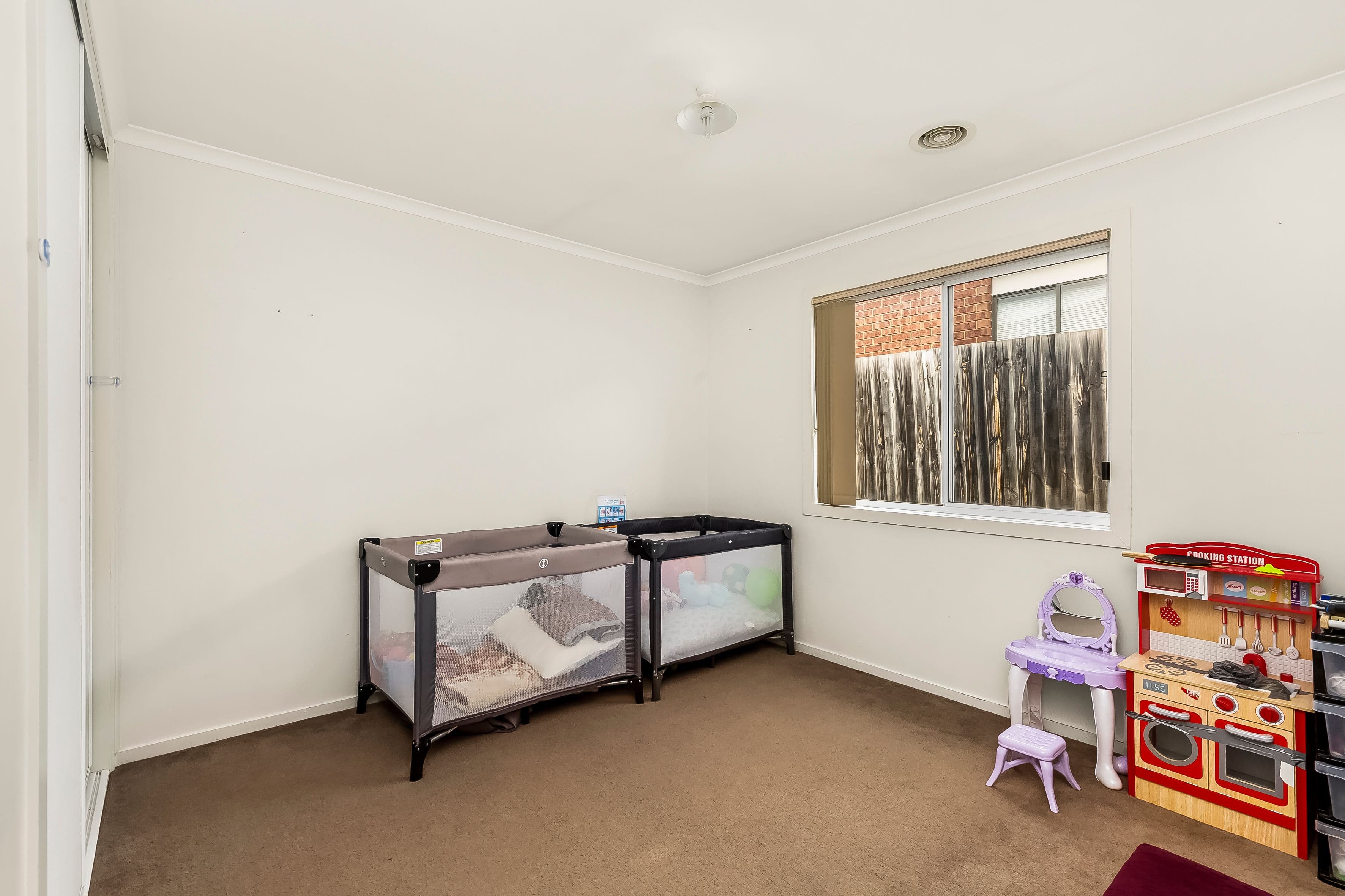 11 Melzak Way, Berwick VIC 3806, Berwick - Thumbnail 5
