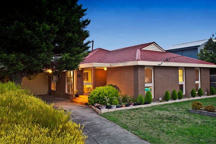 20 Whites Lane, GLEN WAVERLEY VIC 3150, Glen Waverley - Image 1