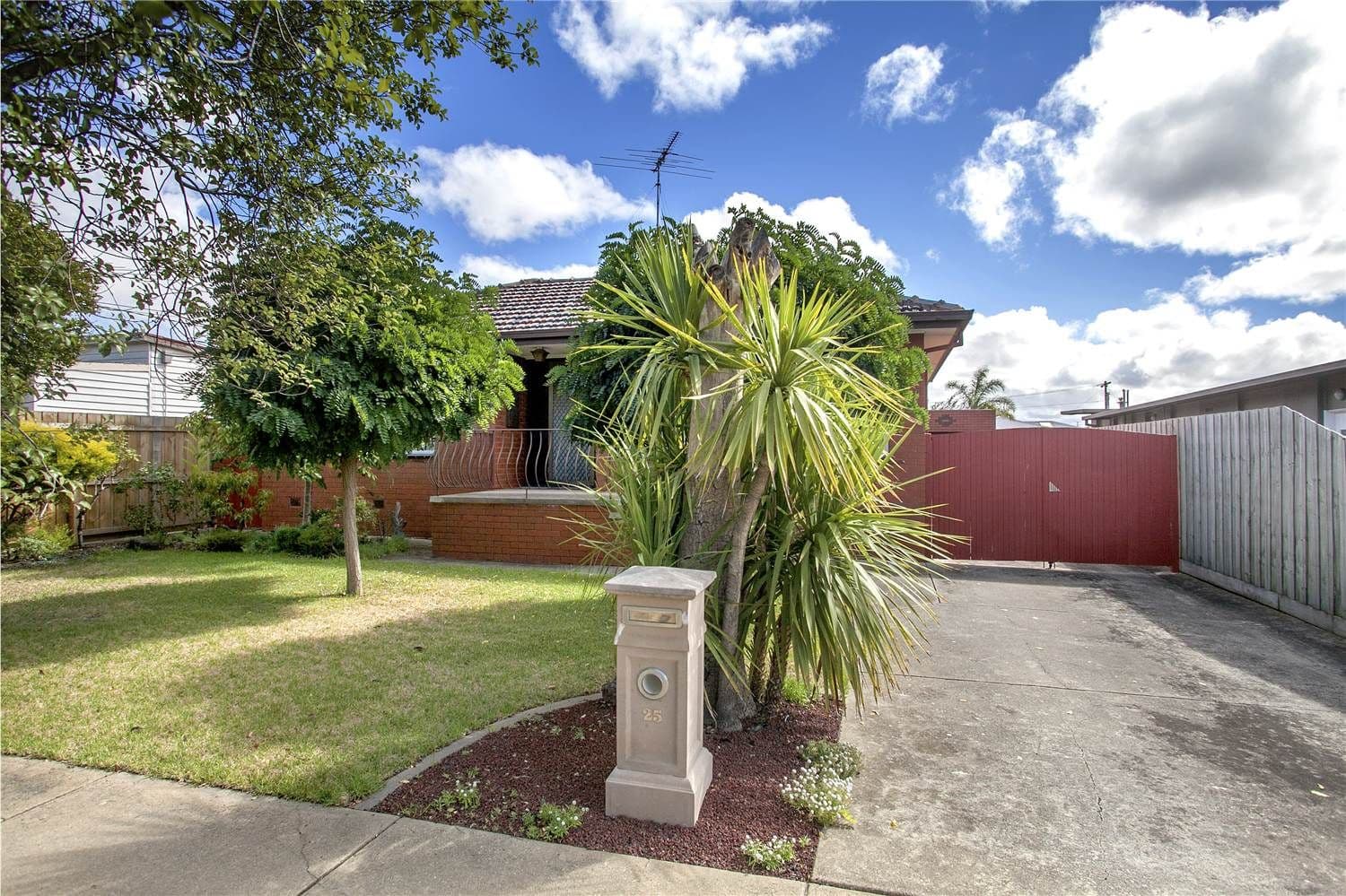 25 Hinton Close, NORLANE VIC 3214, Norlane - Image 1