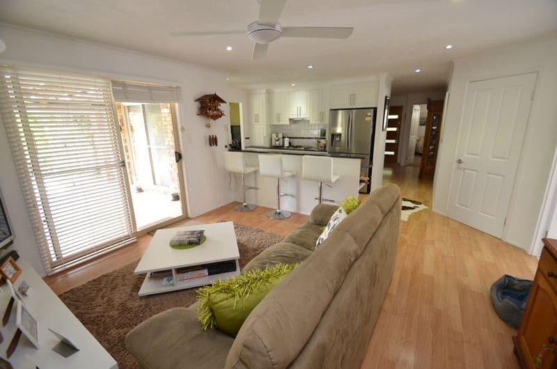 3 Spikes Court, ARUNDEL QLD 4214, Arundel - Thumbnail 4