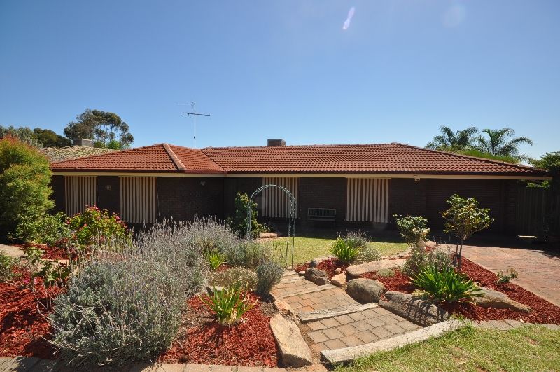 28 Tareena Street, CRAIGMORE SA 5114, Craigmore - Image 1