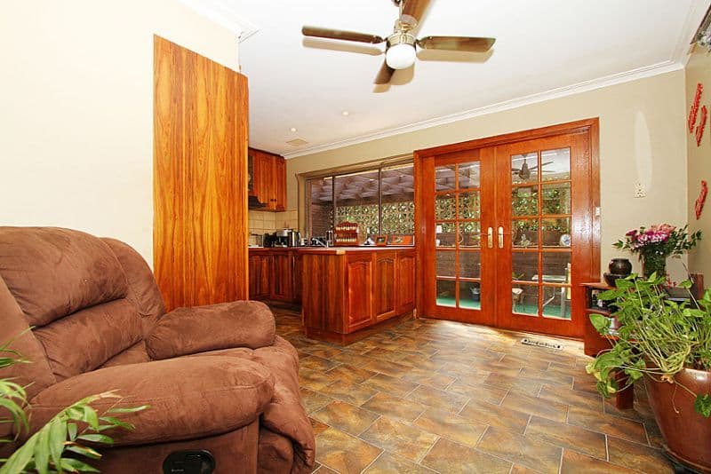 10 Cameron Court, WALLAN VIC 3756, Wallan - Thumbnail 6