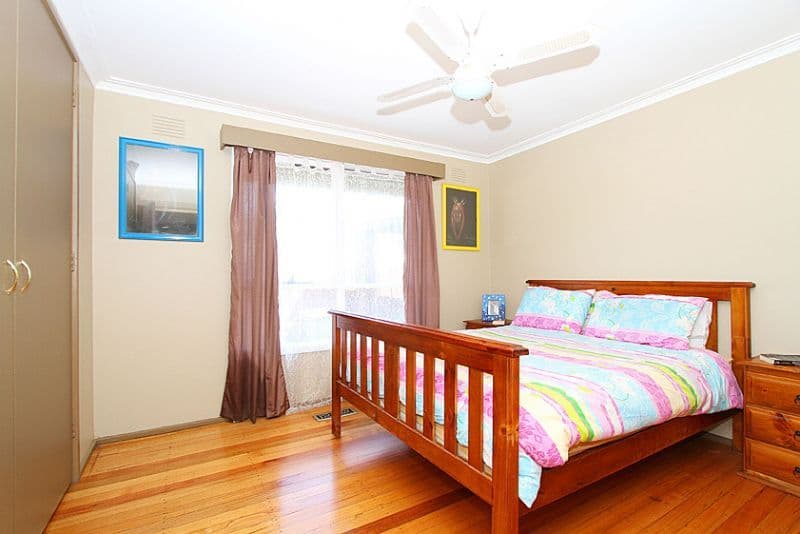 10 Cameron Court, WALLAN VIC 3756, Wallan - Thumbnail 8