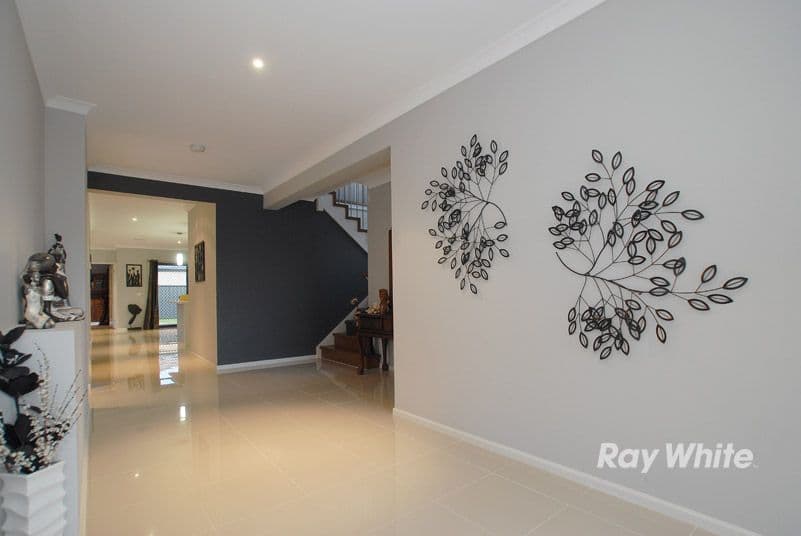 16 Palomino Avenue, CLYDE VIC 3978, Clyde - Thumbnail 2