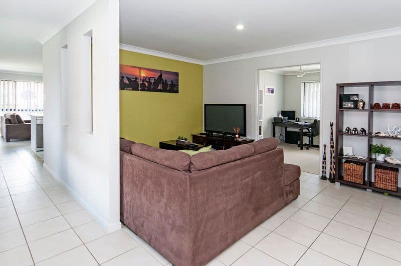 30 Broadleaf Parade, REDBANK QLD 4301, Redbank - Thumbnail 2