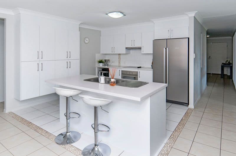 30 Broadleaf Parade, REDBANK QLD 4301, Redbank - Thumbnail 3