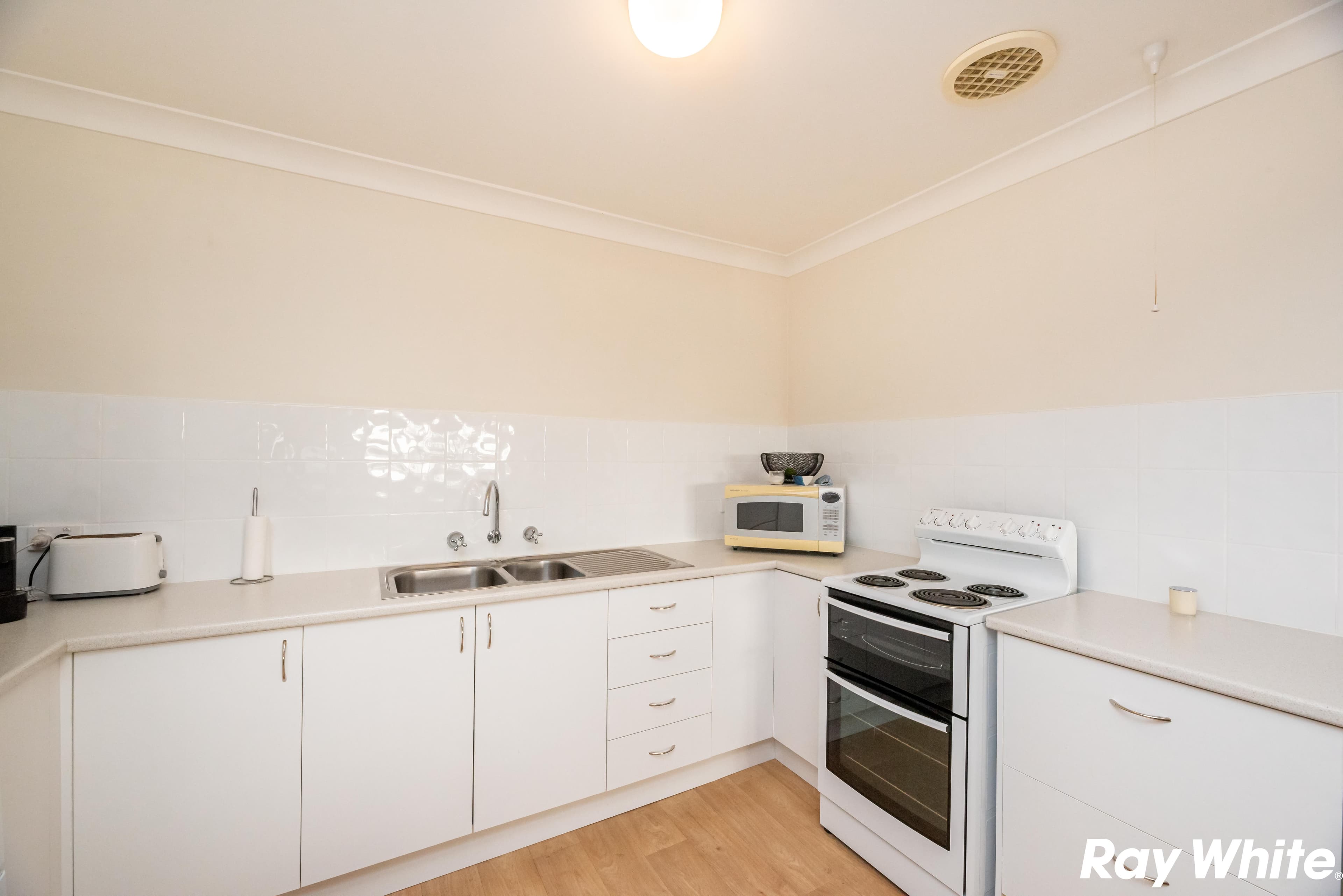 11-13 Lake Street, Forster NSW 2428, Forster - Thumbnail 3