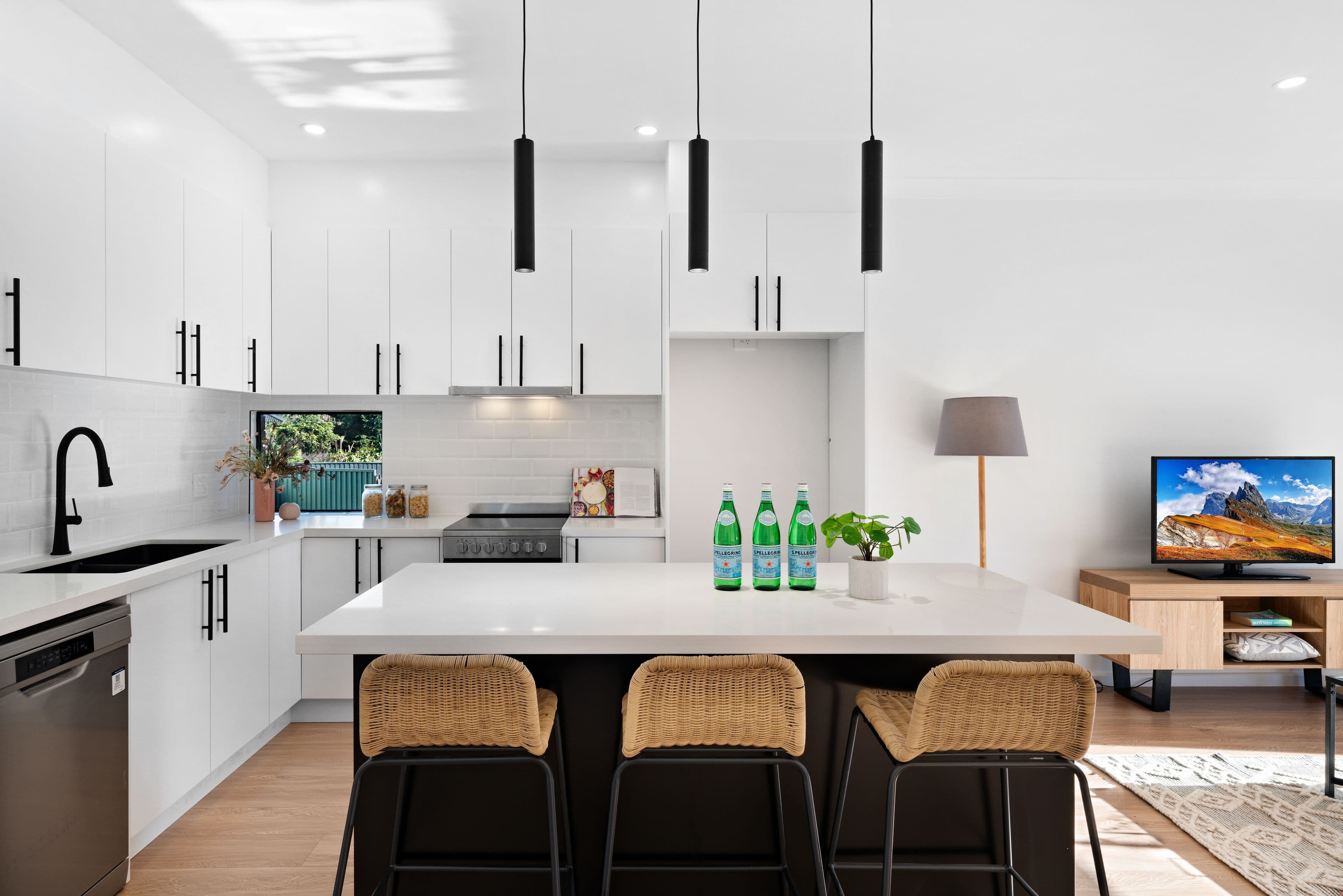 6 Drummond Crescent, Perth, Greenacre - Thumbnail 2