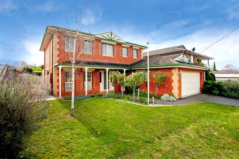 4 Nalangil Avenue, HAMLYN HEIGHTS VIC 3215, Hamlyn Heights - Image 1