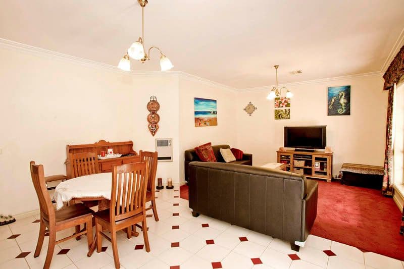 4 Nalangil Avenue, HAMLYN HEIGHTS VIC 3215, Hamlyn Heights - Thumbnail 2