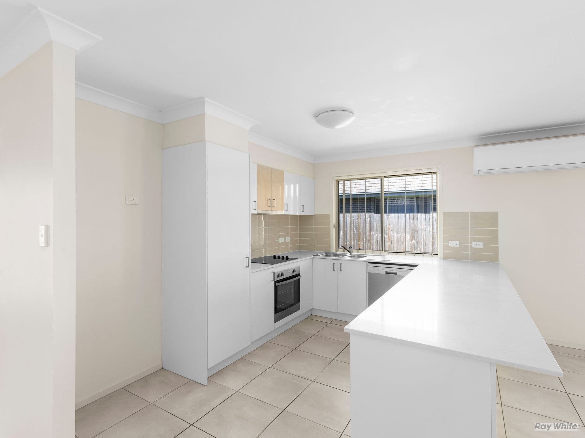 24 Phoebe Way, Gleneagle QLD 4285, Gleneagle - Thumbnail 5