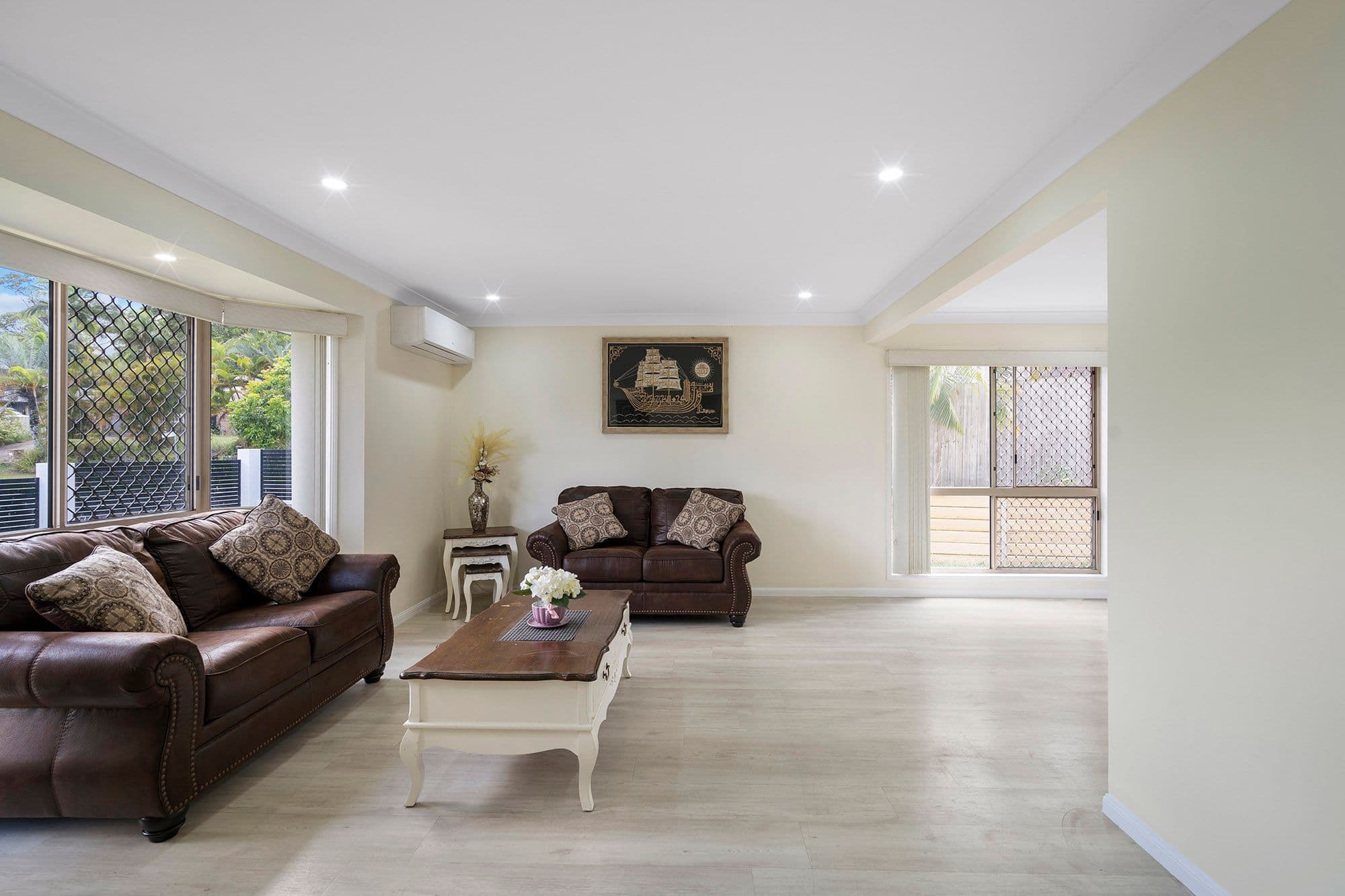 60 Chateau Street, Calamvale QLD 4116, Calamvale - Thumbnail 2