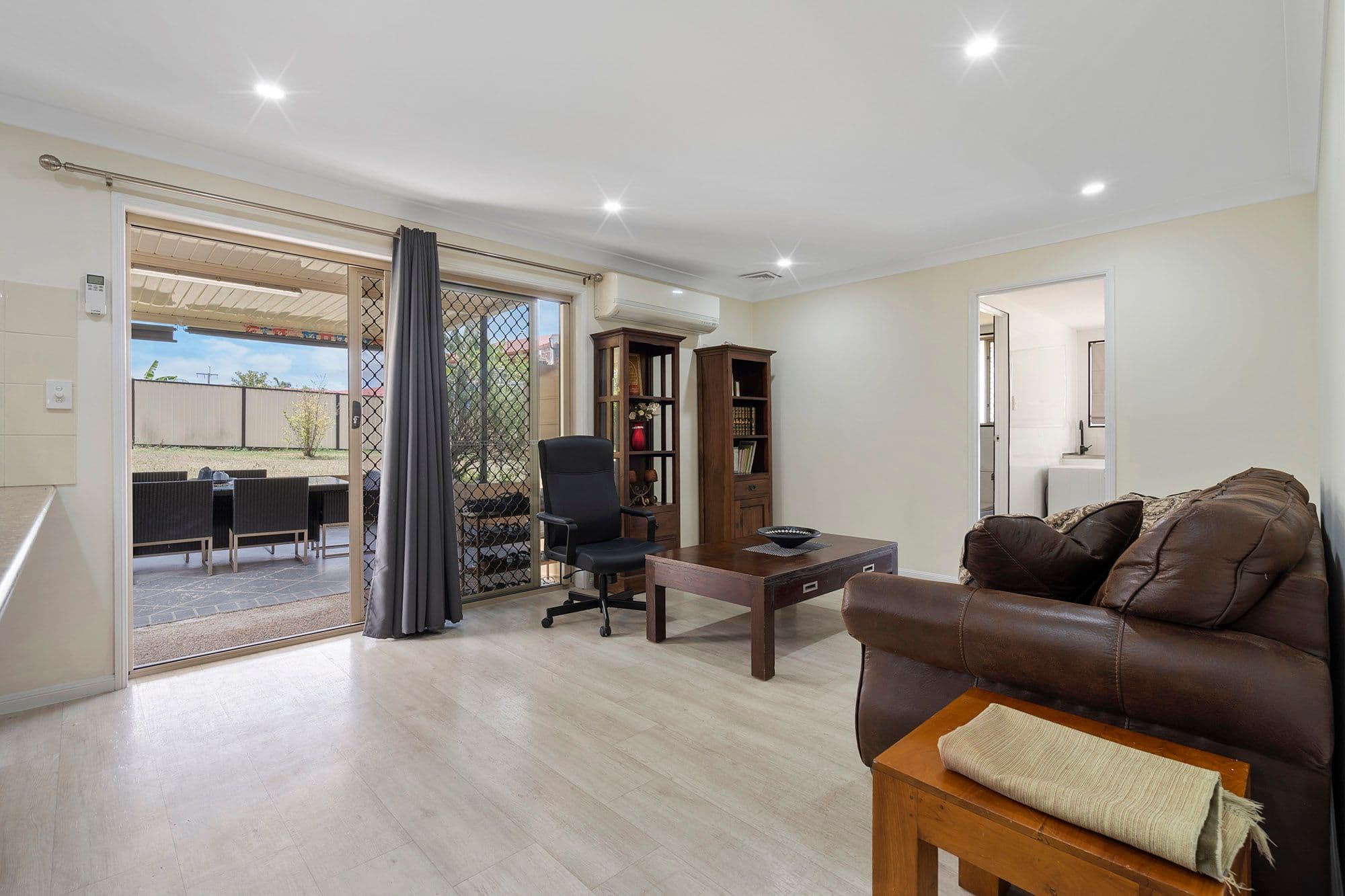 60 Chateau Street, Calamvale QLD 4116, Calamvale - Thumbnail 8