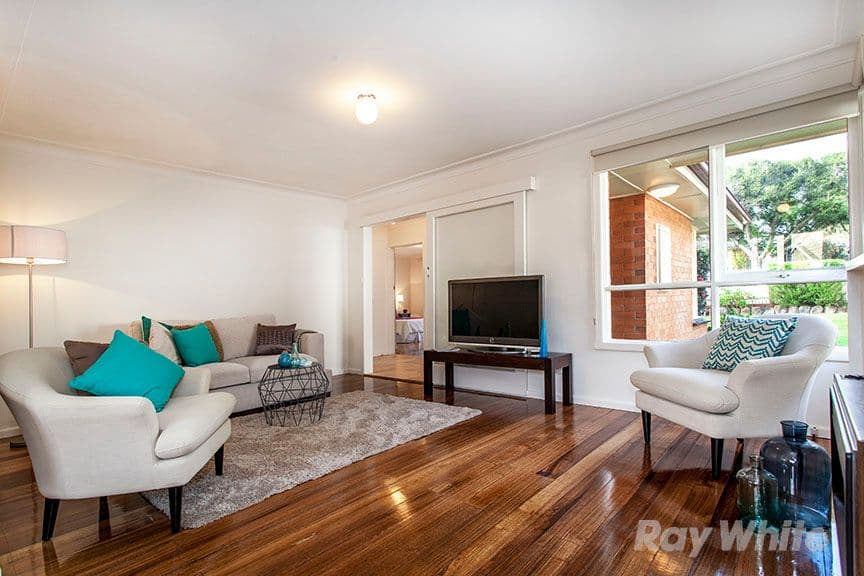 15 Lusk Drive, Vermont VIC 3133, Vermont - Thumbnail 2