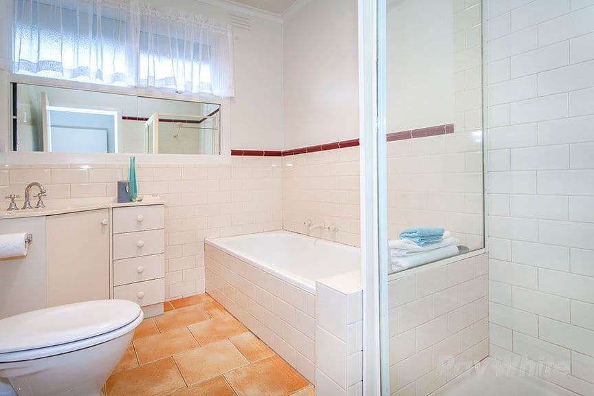 15 Lusk Drive, Vermont VIC 3133, Vermont - Thumbnail 4