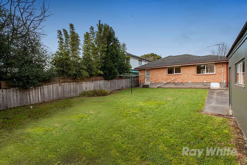 15 Lusk Drive, Vermont VIC 3133, Vermont - Thumbnail 8