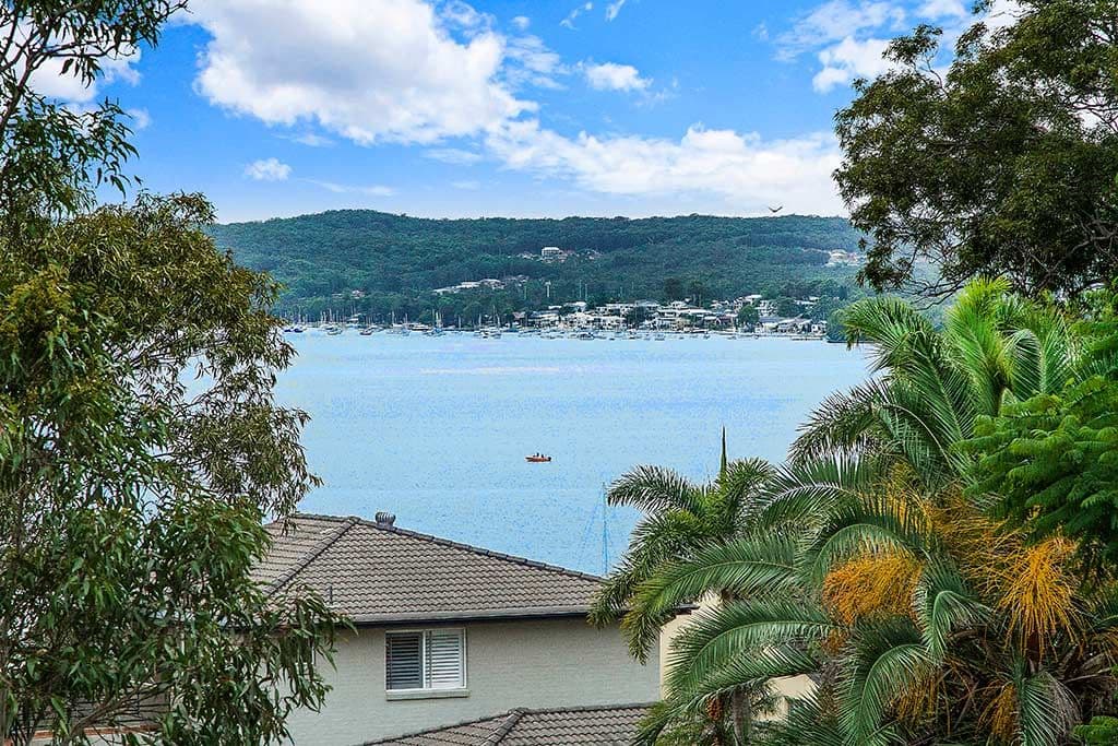 209 Excelsior Parade, Toronto NSW 2283, Toronto - Thumbnail 2