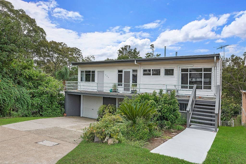 209 Excelsior Parade, Toronto NSW 2283, Toronto - Thumbnail 3