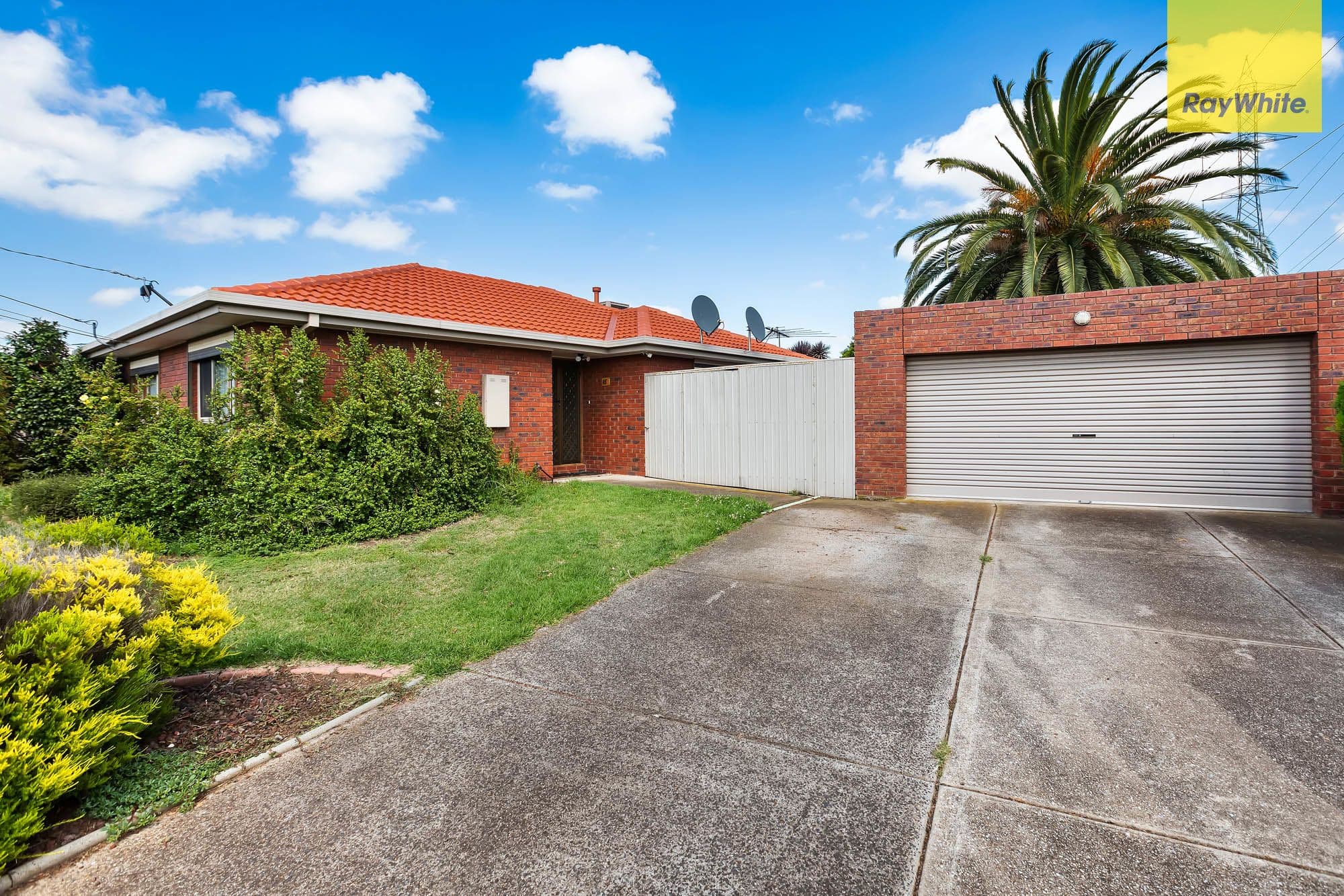 95 Mulhall Drive, St Albans VIC 3021, St Albans - Image 1