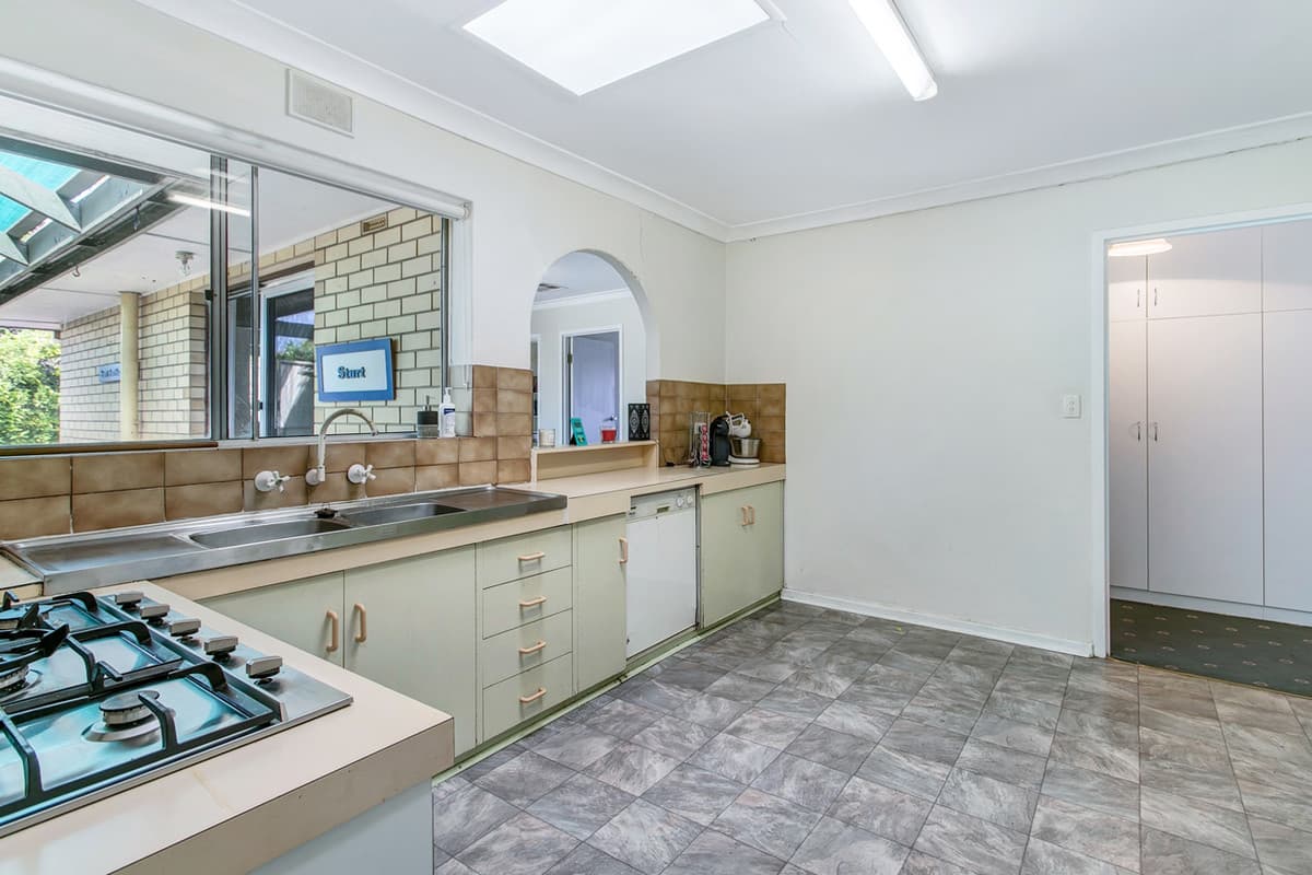 20 Roberts Crescent, Hope Valley SA 5090, Hope Valley - Thumbnail 4
