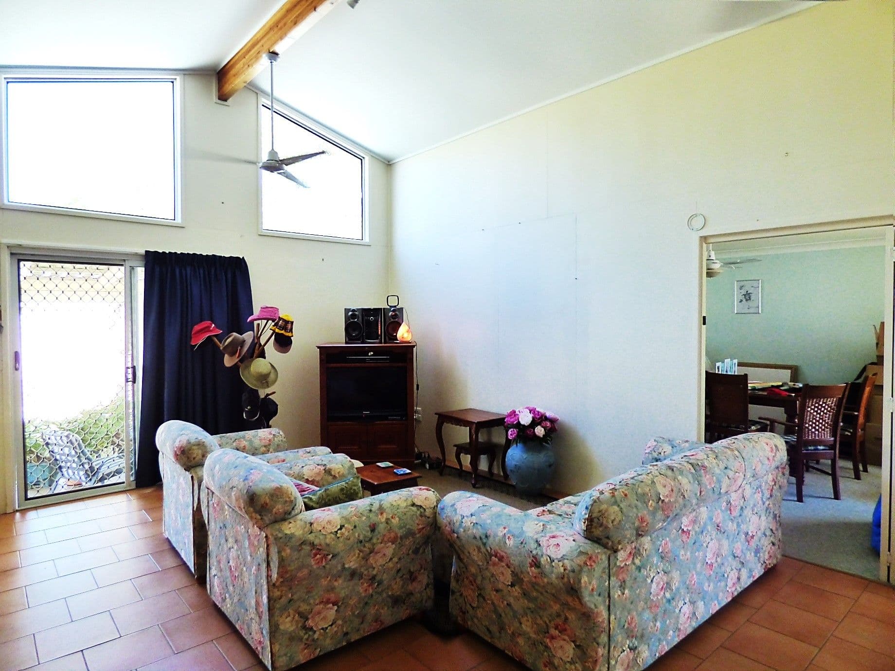 36 Elmer Street, Roma QLD 4455, Roma - Thumbnail 2