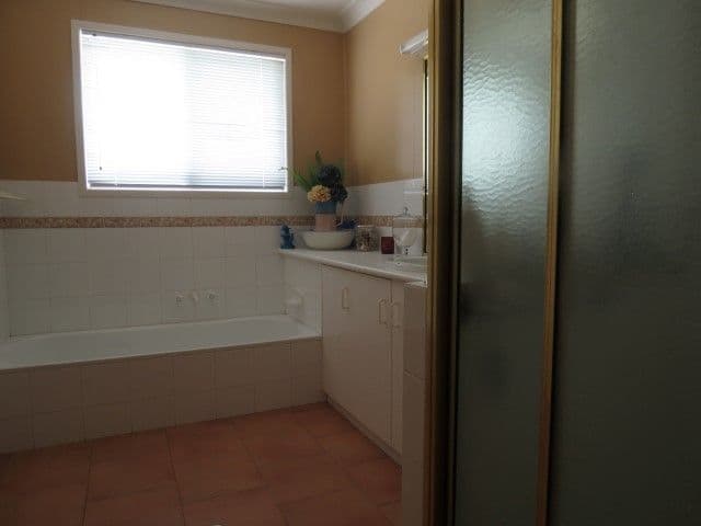 36 Elmer Street, Roma QLD 4455, Roma - Thumbnail 8
