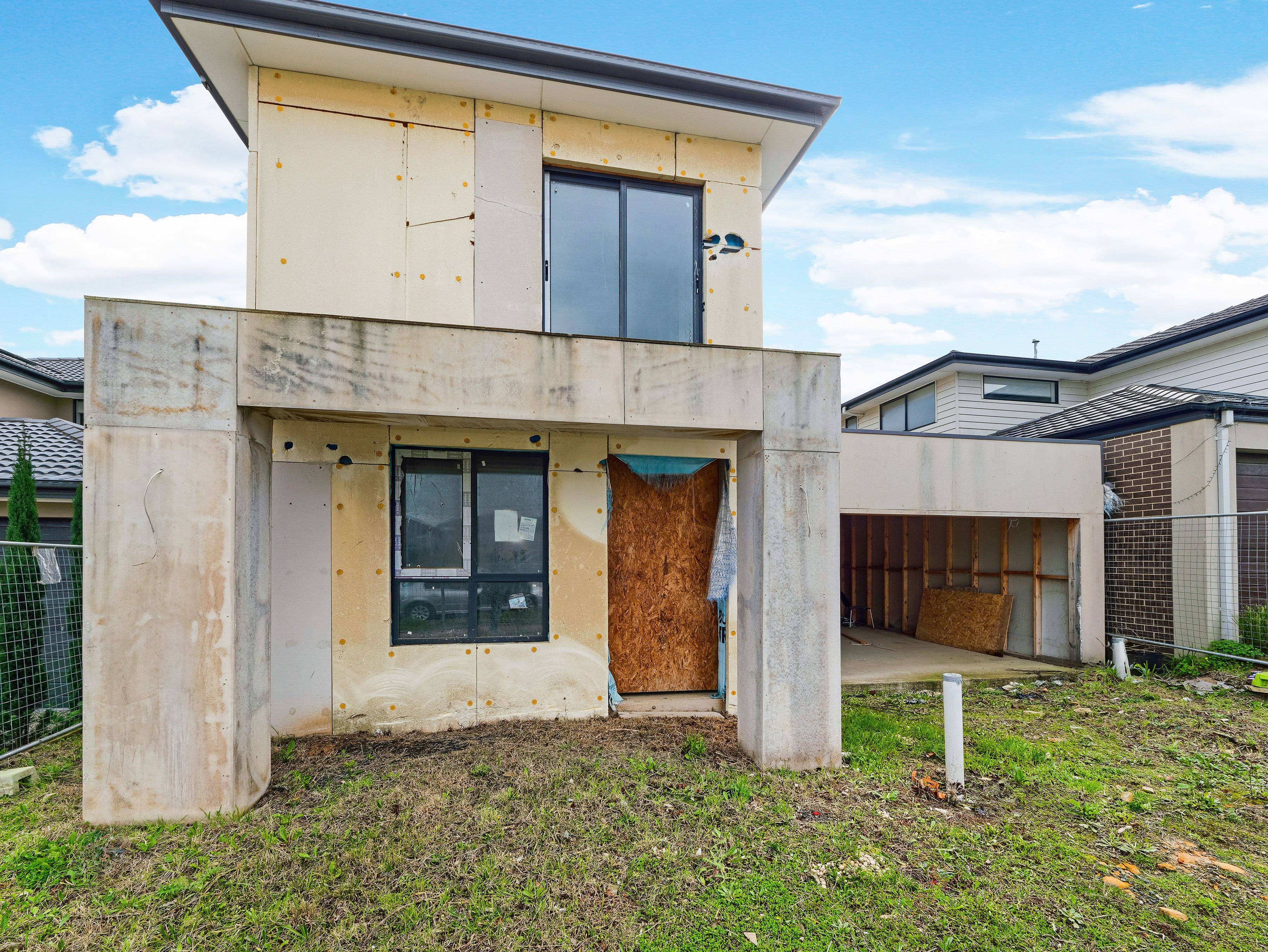 108 Newgrange Boulevard, Clyde North VIC 3978, Clyde North - Thumbnail 3
