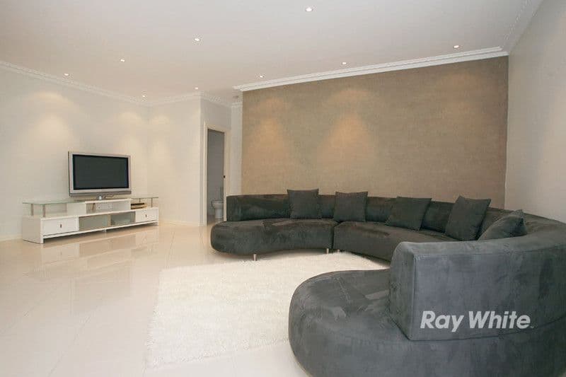 6 Matthews Place, DANDENONG NORTH VIC 3175, Dandenong North - Thumbnail 4