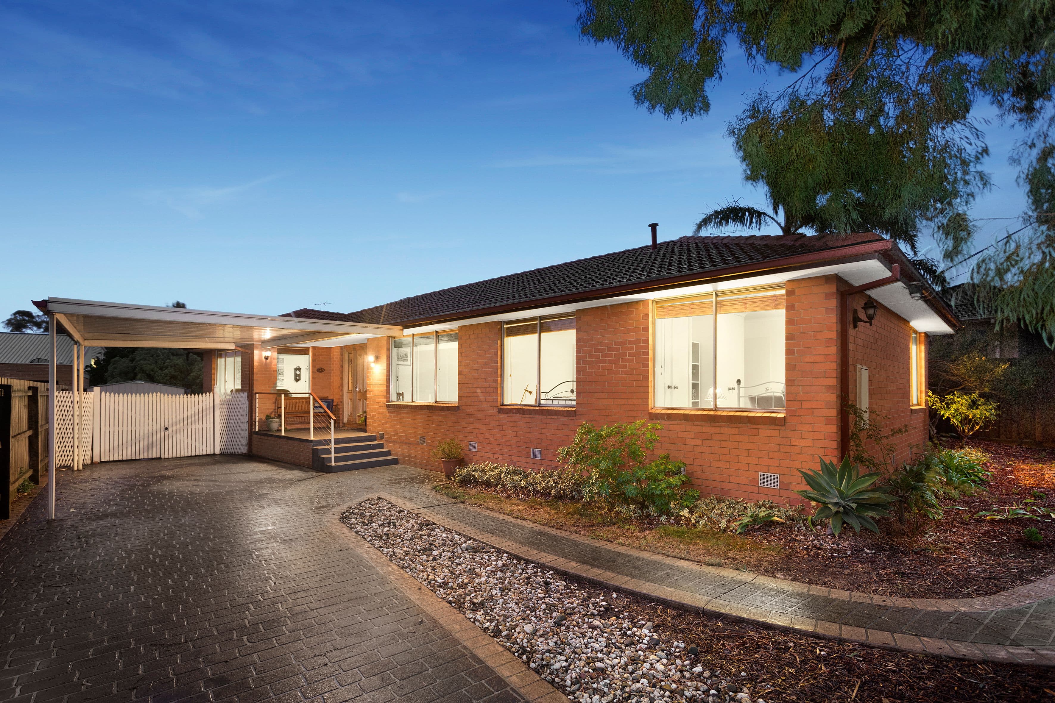 323 Springvale Road, Forest Hill - Image 1