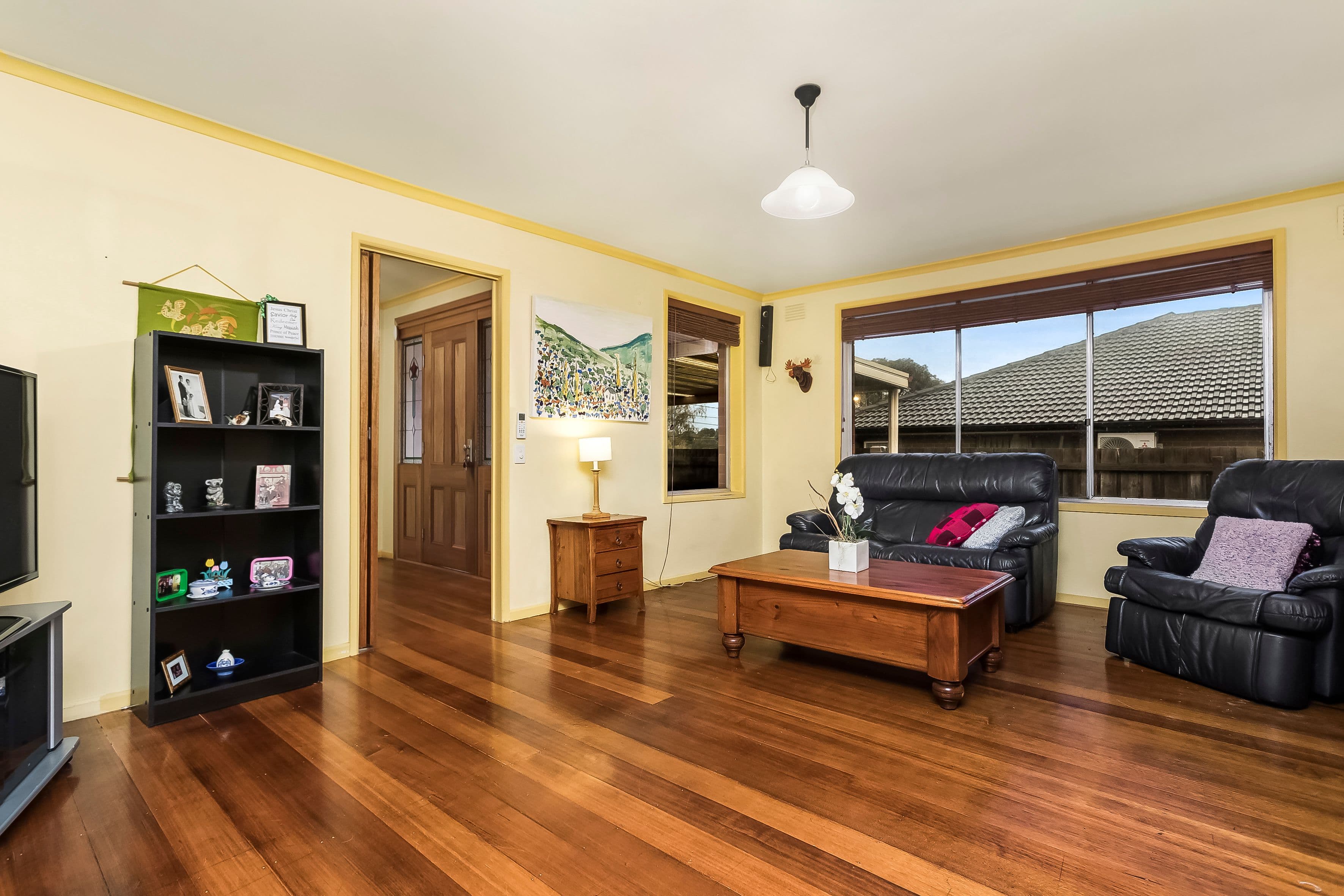 323 Springvale Road, Forest Hill - Thumbnail 2