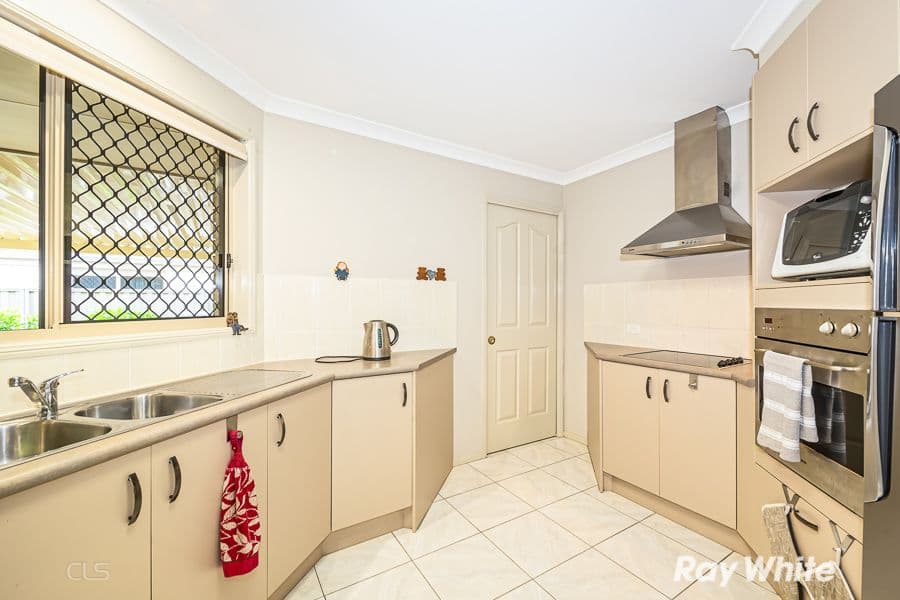 37 Bilinga Court, Sandstone Point QLD 4511, Sandstone Point - Thumbnail 3