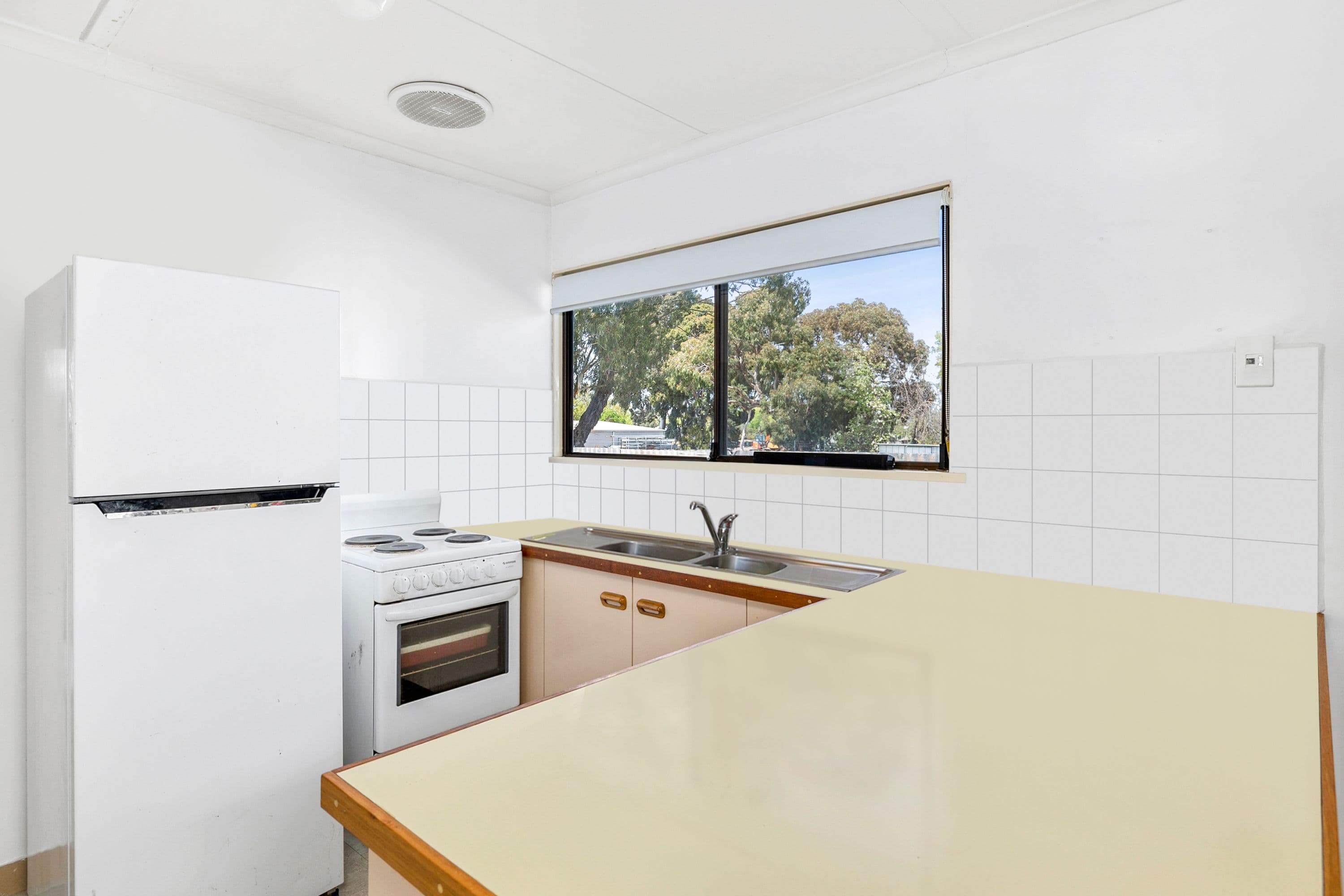 16 Queen Street, Ararat VIC 3377, Ararat - Thumbnail 4