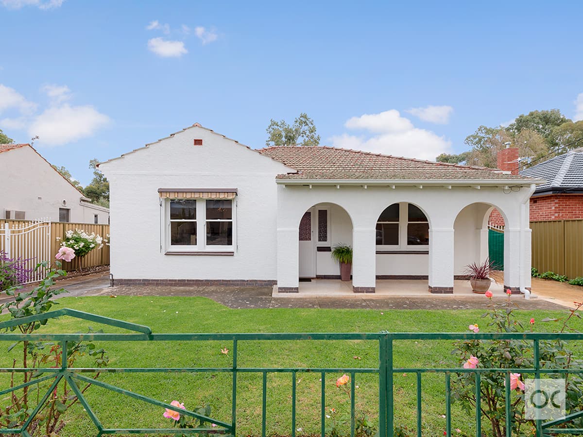 6 Winifred Avenue, Black Forest - Image 1