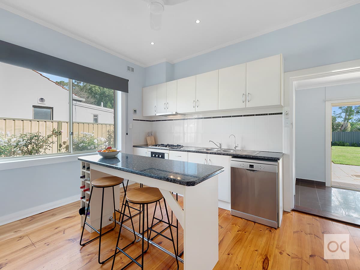 6 Winifred Avenue, Black Forest - Thumbnail 8