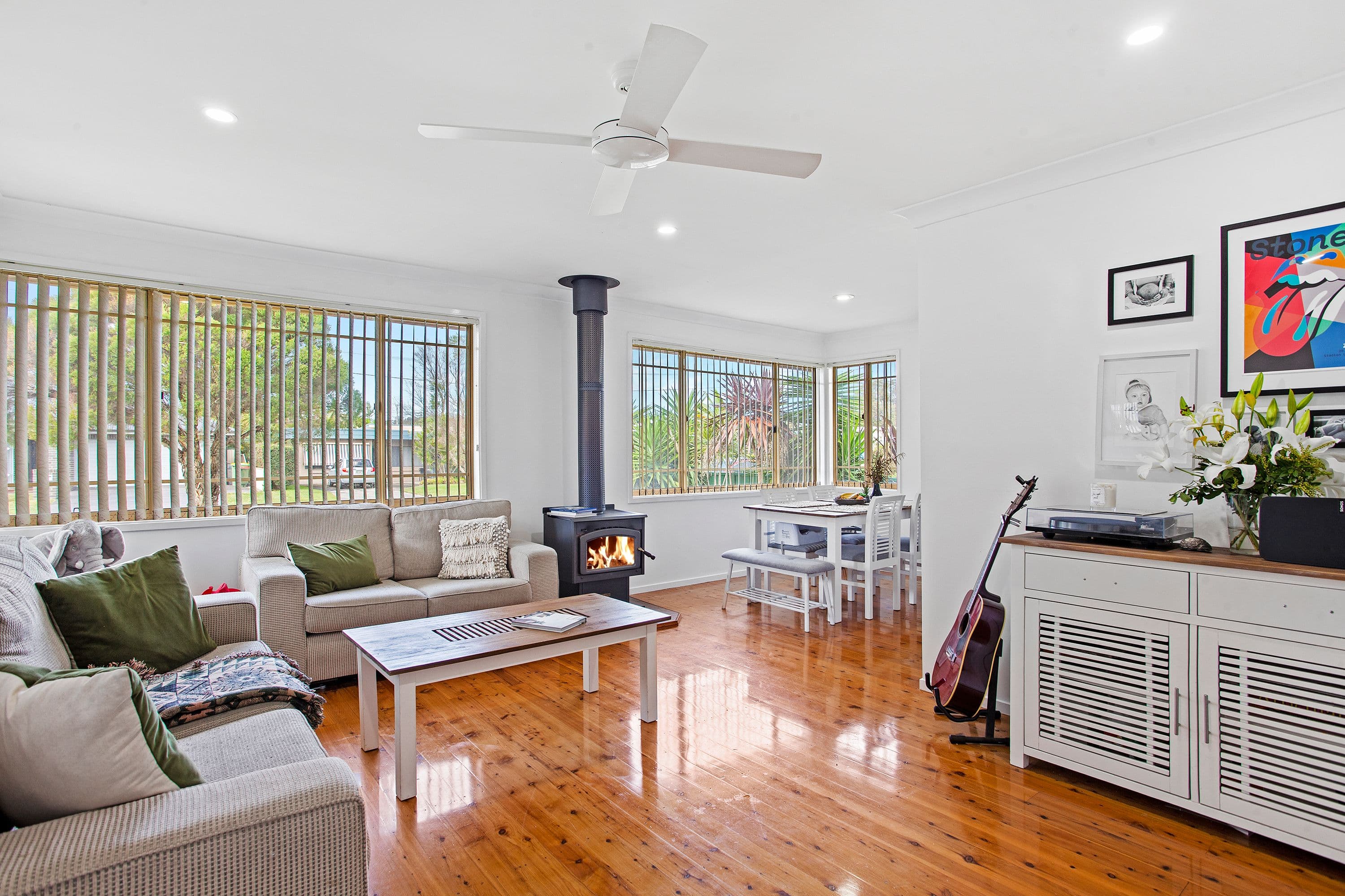 98 Kathleen White Crescent, Killarney Vale NSW 2261, Killarney Vale - Thumbnail 3