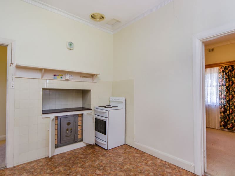 82 Victor Harbor Road, Old Noarlunga - Thumbnail 5