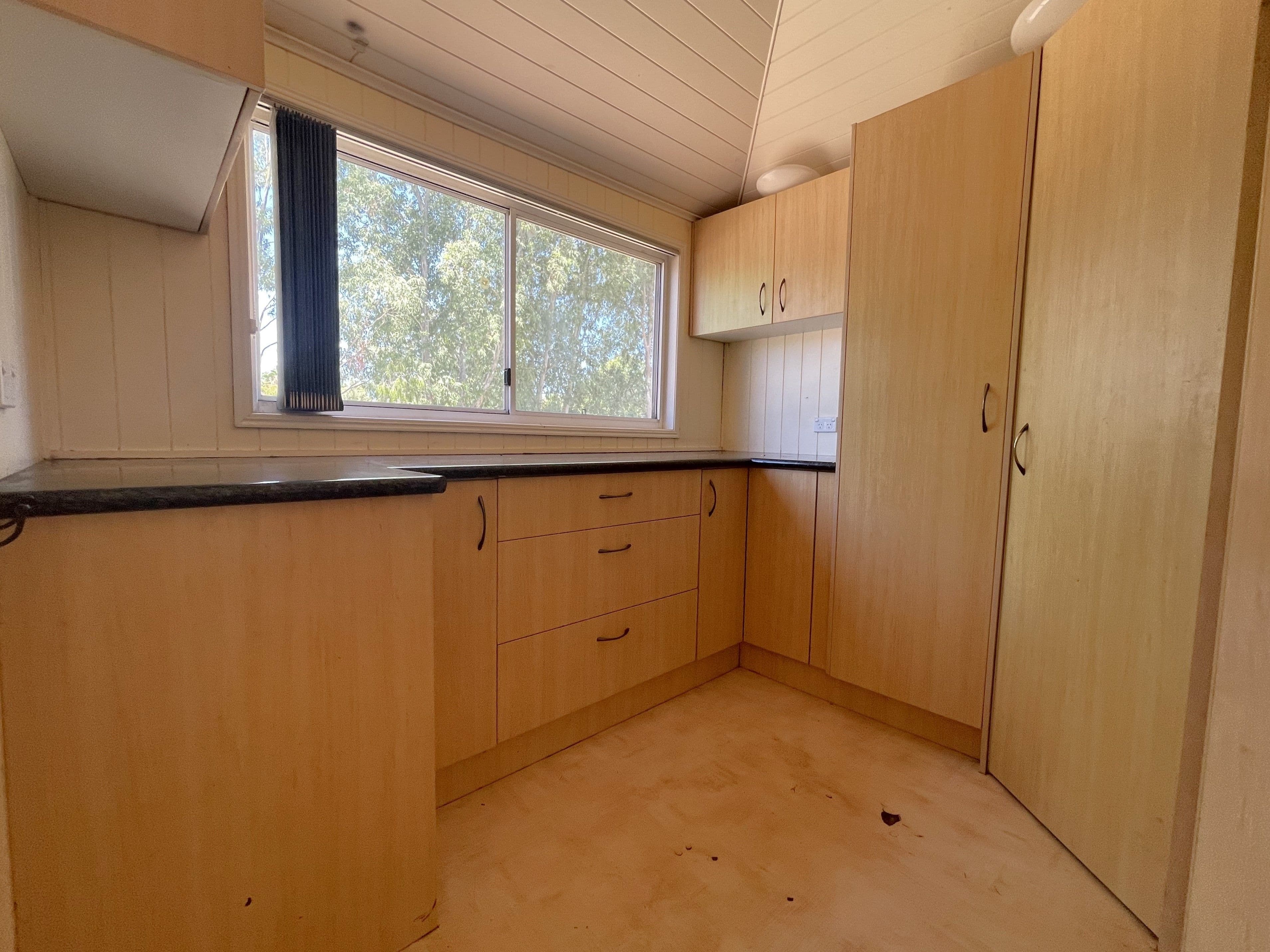 117 Fir Street, Barcaldine QLD 4725, Barcaldine - Thumbnail 8