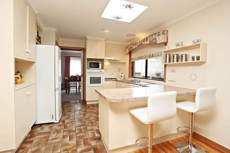 23 ROSEMARY Avenue, CROYDON HILLS VIC 3136, Croydon Hills - Thumbnail 5