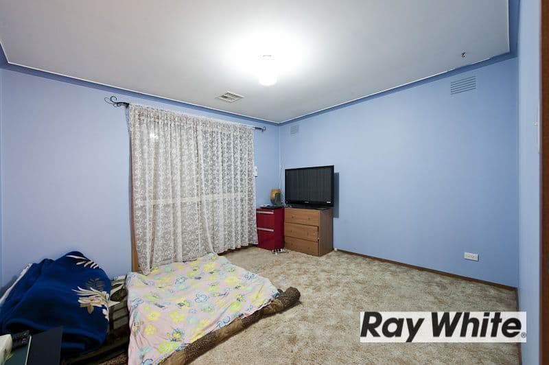 12 Ellaswood Court, HAMPTON PARK VIC 3976, Hampton Park - Thumbnail 6