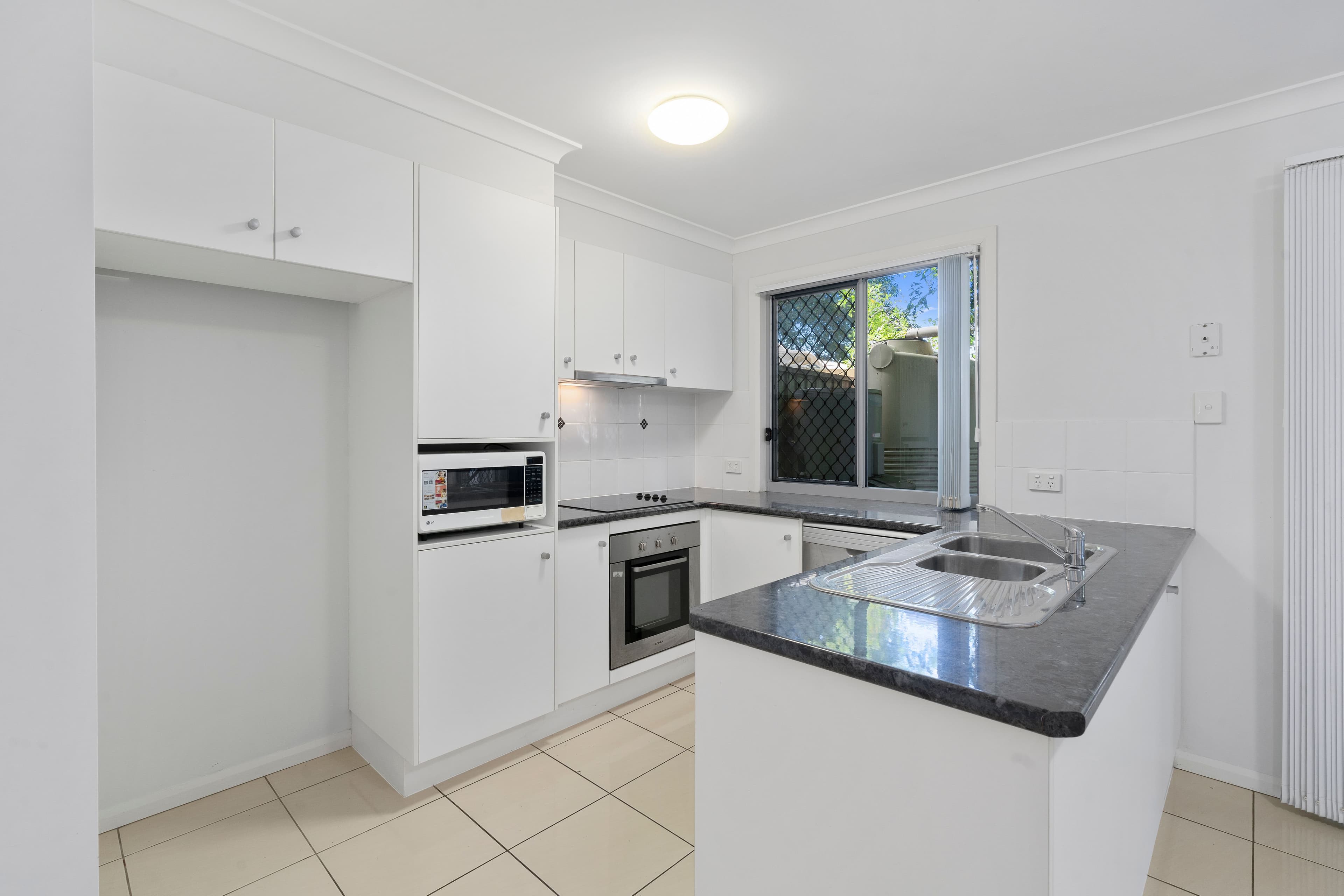 11-13 Walter Street, Caboolture QLD 4510, Caboolture - Thumbnail 4