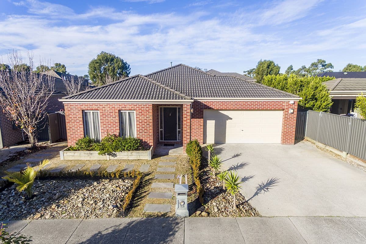 23 Perry Circuit, Cranbourne North VIC 3977, Cranbourne North - Image 1