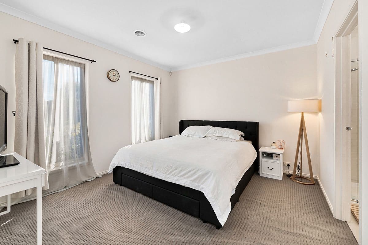 23 Perry Circuit, Cranbourne North VIC 3977, Cranbourne North - Thumbnail 6