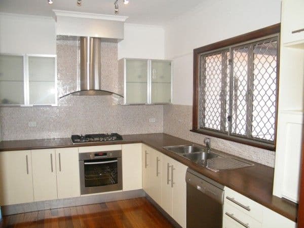 4 Washington Avenue, CHINCHILLA QLD 4413, Chinchilla - Thumbnail 3