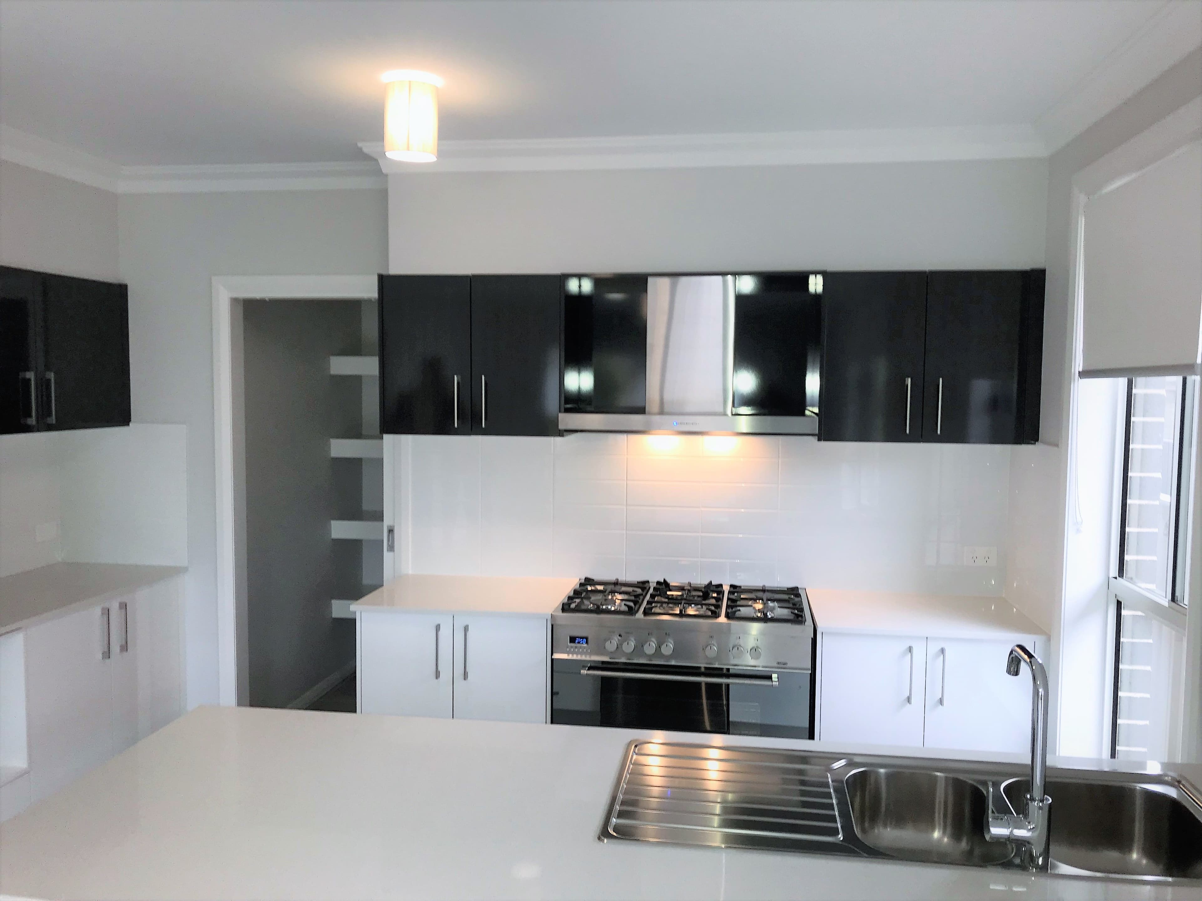 11 Allison Circuit, Oran Park - Thumbnail 3