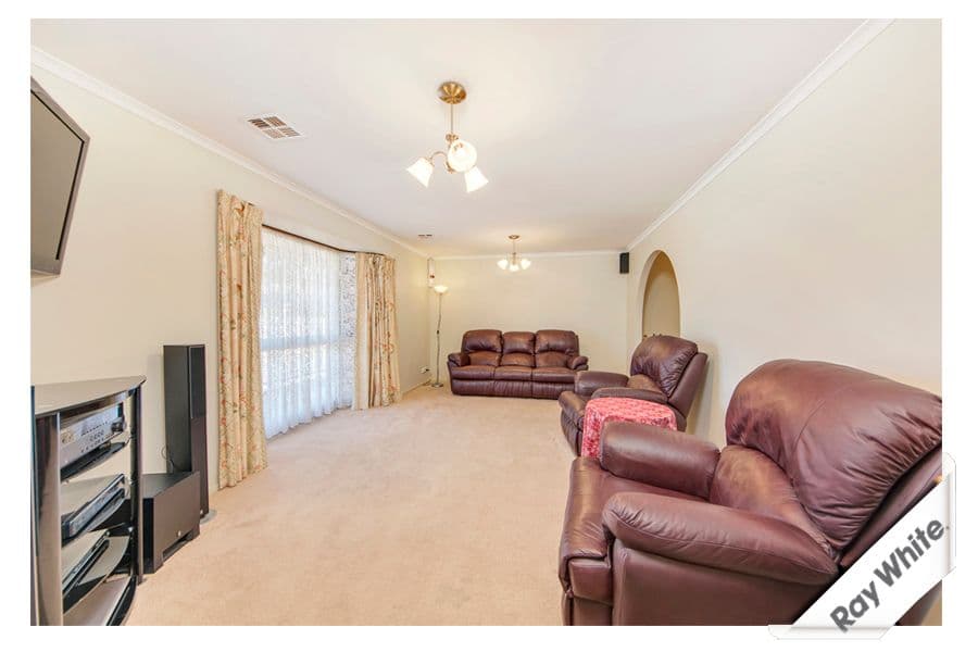 6 Edmond Close, GILMORE ACT 2905, Gilmore - Thumbnail 2