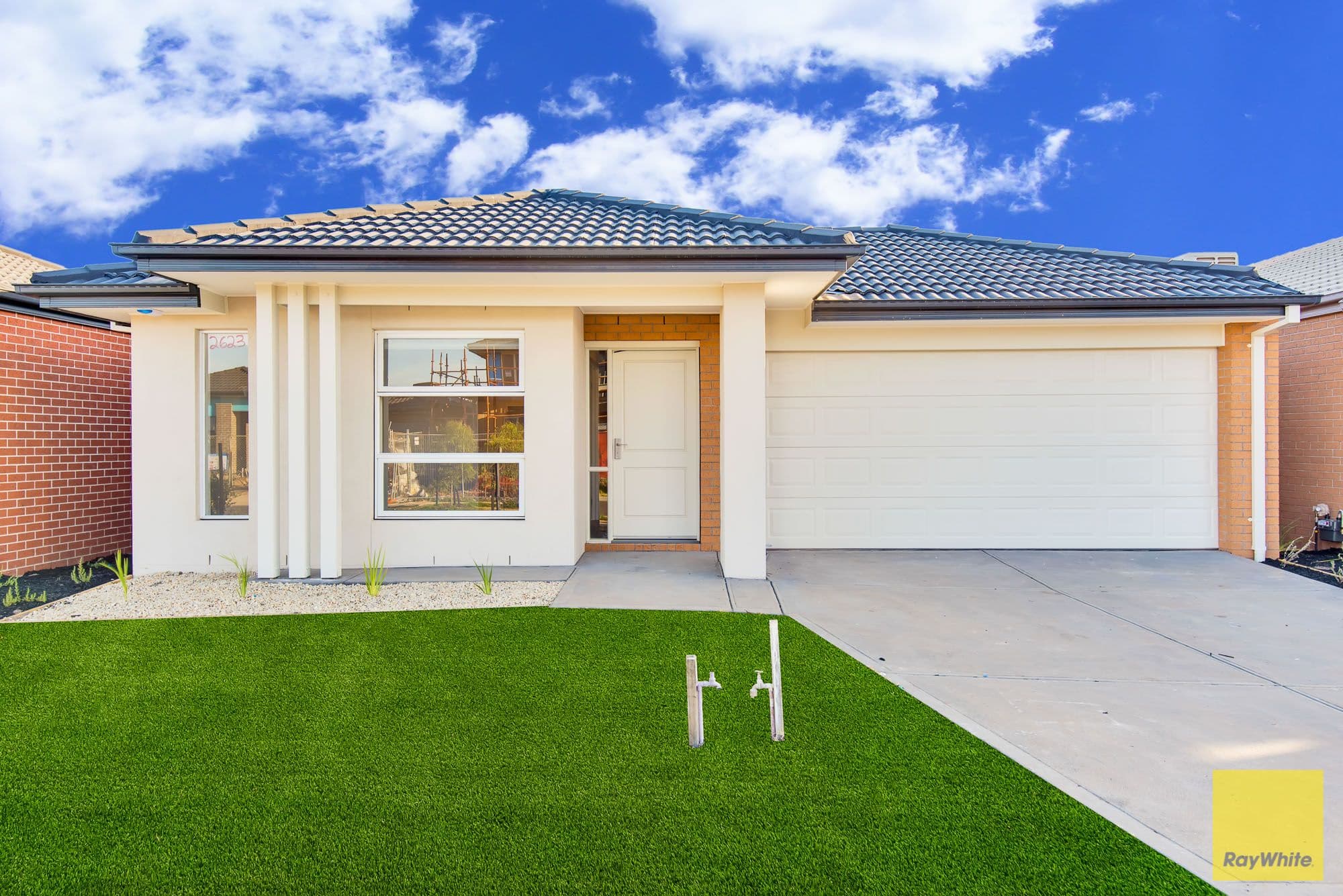 33 Rapa Drive, TARNEIT VIC 3029, Tarneit - Thumbnail 2